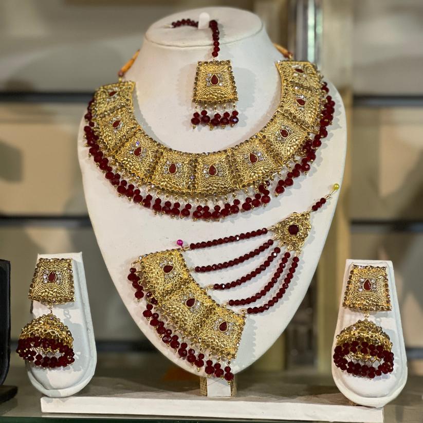 Necklace Set