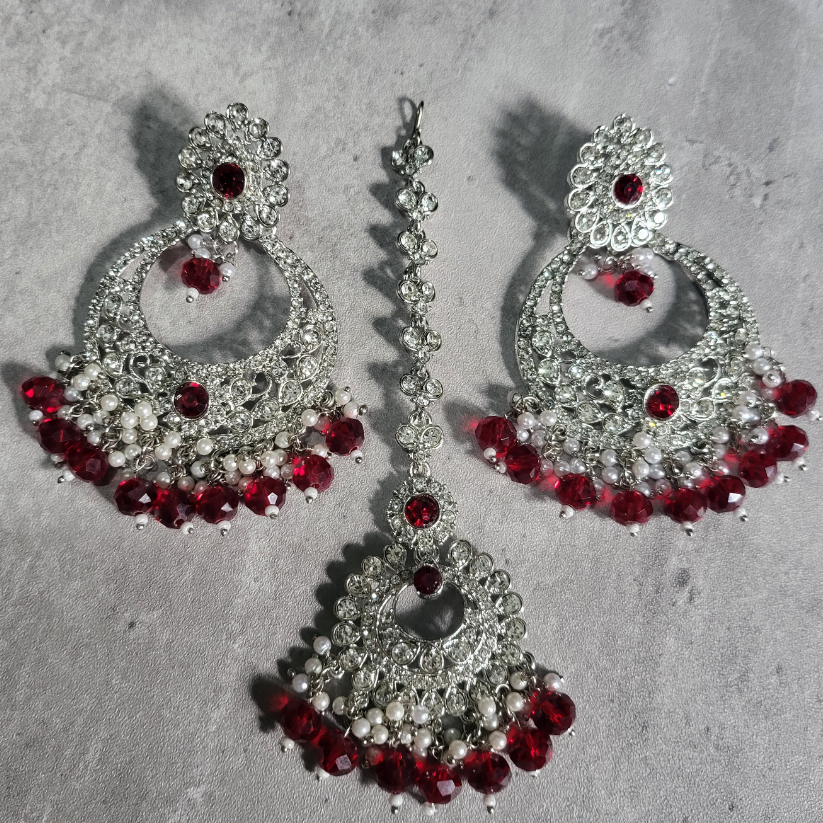 earing tikka